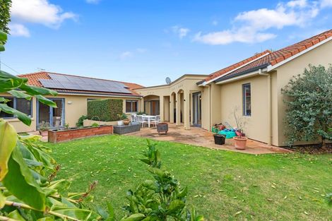 Photo of property in 8 Sissinghurst Court, Bethlehem, Tauranga, 3110