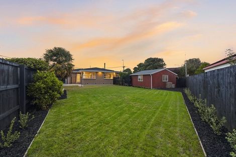 Photo of property in 274 Lake Terrace Road, Shirley, Christchurch, 8061
