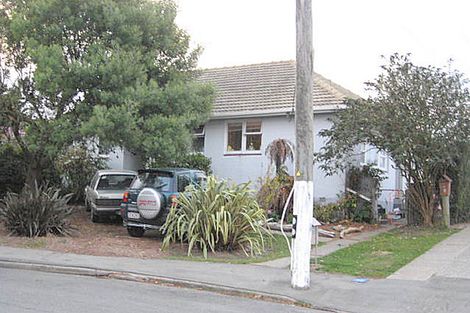 Photo of property in 16 Ash Street, Holmes Hill, Oamaru, 9401