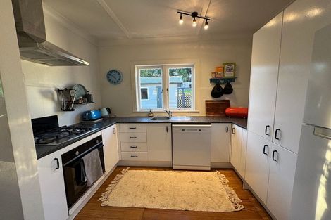 Photo of property in 16 Hinau Street, Maeroa, Hamilton, 3200