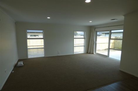 Photo of property in 28u3 Heath Street, Saint Andrews, Hamilton, 3200