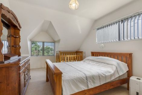 Photo of property in 43 Mckean Avenue, Manurewa, Auckland, 2102