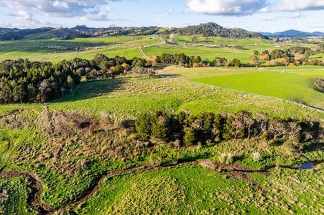 Photo of property in 197 Ford Road, Whakapirau, 0583
