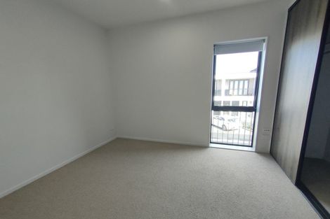 Photo of property in 65a/6 Hogans Road, Glenfield, Auckland, 0629