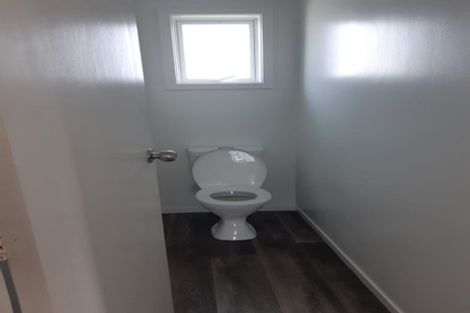 Photo of property in 15 Kemble Close, Mangere, Auckland, 2022