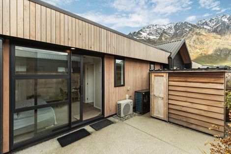 Photo of property in 12 Maize Street, Jacks Point, Queenstown, 9371