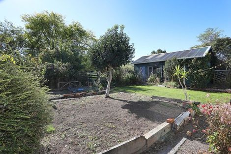 Photo of property in 6 George Street, Ohingaiti, Hunterville, 4785