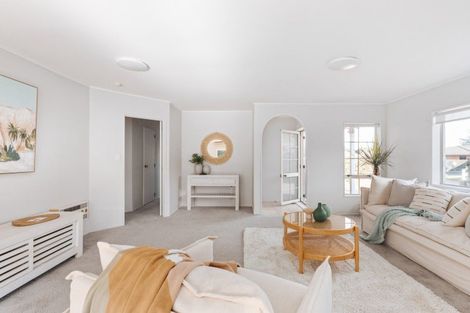 Photo of property in 17 Balmacewen Place, Mount Maunganui, 3116