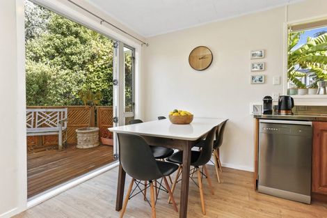 Photo of property in 25 Waari Avenue, Sunnyvale, Auckland, 0612