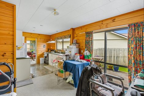 Photo of property in 57 Tiro Tiro Road, Levin, 5510