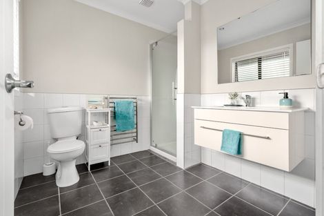 Photo of property in 1 Whitford Place, Rototuna North, Hamilton, 3210