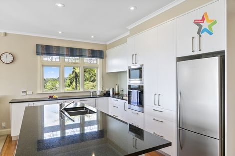 Photo of property in 43 Ponsonby Road, Karori, Wellington, 6012