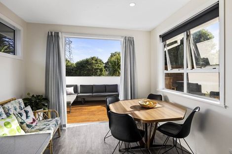 Photo of property in 71 Marama Crescent, Spotswood, New Plymouth, 4310