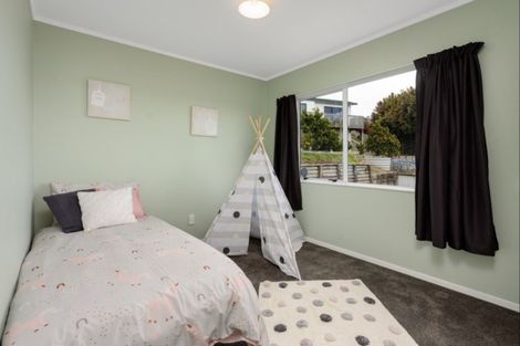 Photo of property in 35b Meander Drive, Welcome Bay, Tauranga, 3112