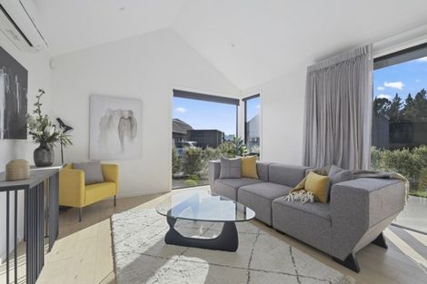 Photo of property in 4 Kotuku Lane, Jacks Point, Queenstown, 9371