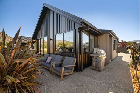 Photo of property in 37 Headley Drive, Lower Shotover, Queenstown, 9304