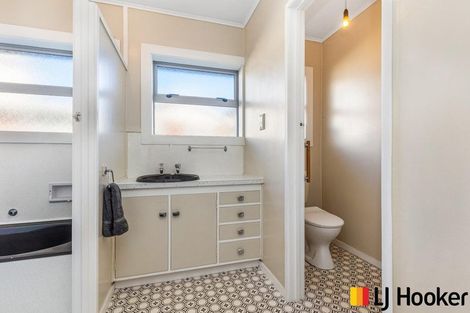 Photo of property in 236 Queen Street, Pukekohe, 2120