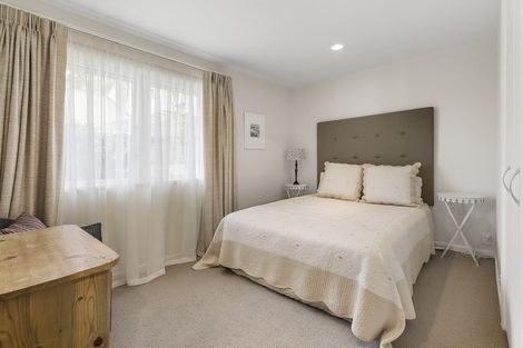 Photo of property in 291 Karaka Bay Road, Karaka Bays, Wellington, 6022