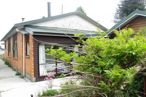 Photo of property in 35 Davis Street, Reefton, 7830