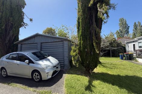 Photo of property in 33 Alma Road, Milford, Auckland, 0620