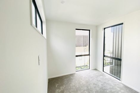 Photo of property in 32b/1 Westgate Drive, Massey, Auckland, 0614