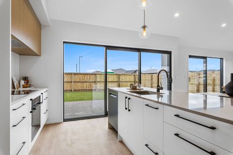 Photo of property in 5 Alex Place, Rolleston, 7614
