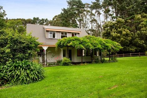 Photo of property in 644 Inland Road North, Onaero, Waitara, 4383