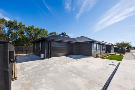 Photo of property in 6 Ivy Lane, Kelvin Grove, Palmerston North, 4414