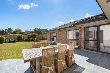 Photo of property in 5 Coleraine Place, East Tamaki, Auckland, 2016