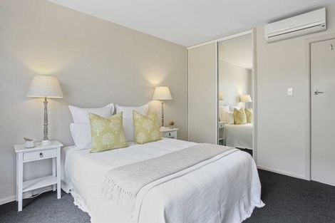 Photo of property in 3/84 Holly Road, St Albans, Christchurch, 8014