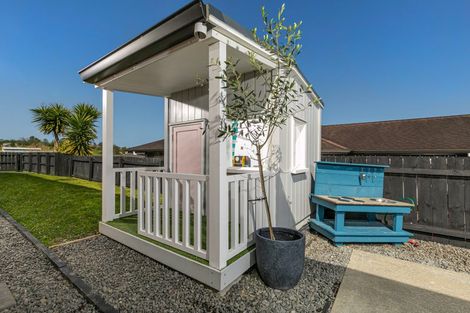 Photo of property in 4 Karika Place, Massey, Auckland, 0614