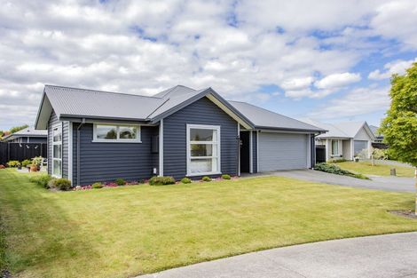 Photo of property in 2 Payne Court, Rangiora, 7400