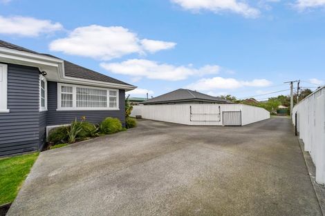 Photo of property in 4a Golders Road, Elderslea, Upper Hutt, 5018