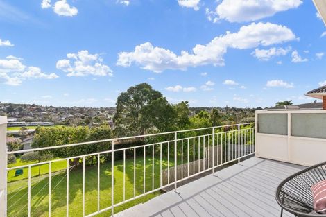 Photo of property in 43 Alton Avenue, Hillcrest, Auckland, 0627