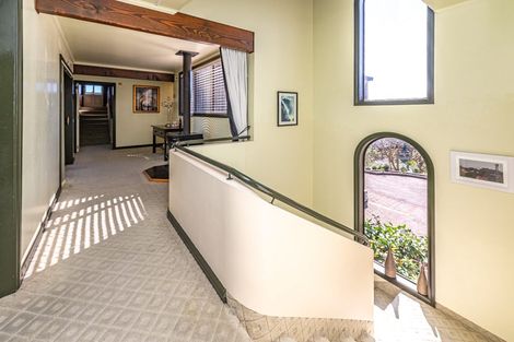 Photo of property in 22 Shakespeare Road, Bastia Hill, Whanganui, 4500