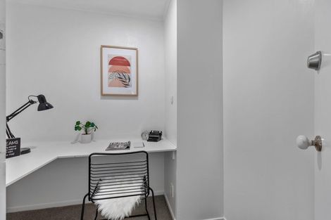Photo of property in 9r Cherry Way, Bethlehem, Tauranga, 3110