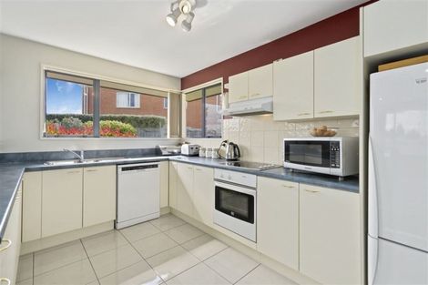 Photo of property in 3 Sandholm Close, North New Brighton, Christchurch, 8083