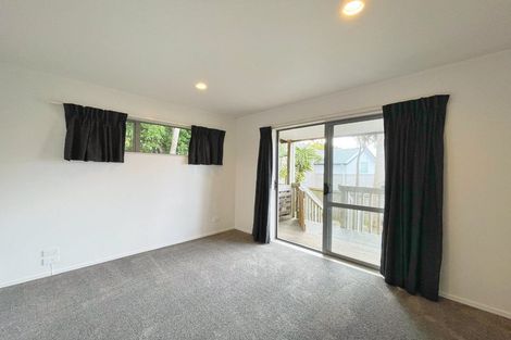 Photo of property in 39 Amberley Avenue, Te Atatu South, Auckland, 0610