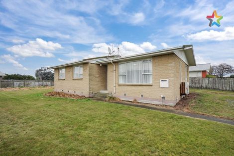 Photo of property in 54 Dunbeath Crescent, Kew, Invercargill, 9812