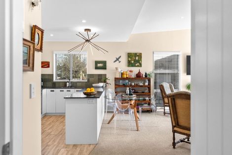 Photo of property in 15a Esther Street, Martinborough, 5711