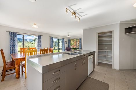 Photo of property in 65 Monteith Street, Halcombe, Feilding, 4779