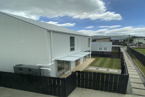 Photo of property in 52 Durham Crescent, Fairfield, Lower Hutt, 5011
