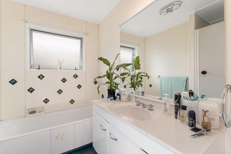 Photo of property in 222 Raikes Avenue, Te Awamutu, 3800