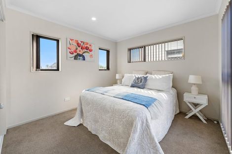 Photo of property in 102b Fitzroy Street, Papatoetoe, Auckland, 2104
