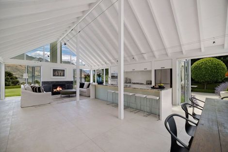 Photo of property in 29 Waimana Place, Wanaka, 9305
