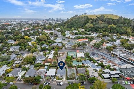 Photo of property in Richmond Lane, Waipawa, 4210