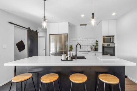 Photo of property in 4 Godley Place, Woodend, 7610