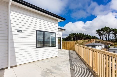 Photo of property in 9 Boeing Way, Newlands, 6037