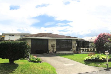 Photo of property in 4 Parkvale Road, Otumoetai, Tauranga, 3110