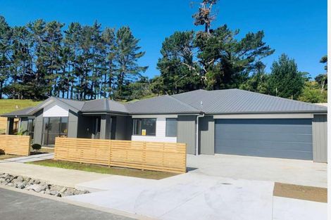 Photo of property in 52 Pukemarino Road, Waimauku, 0812